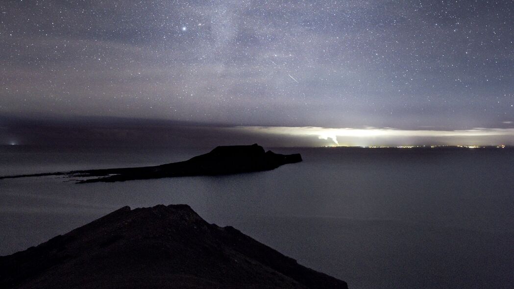 岛屿 大海 星空 夜晚 深色 4k壁纸 3840x2160