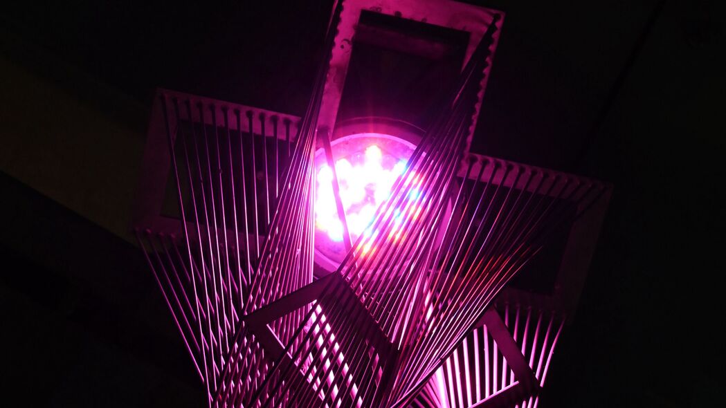 灯笼结构，浅色紫韵，绝美4K壁纸！3840x2160高清背景图片，一键下载！