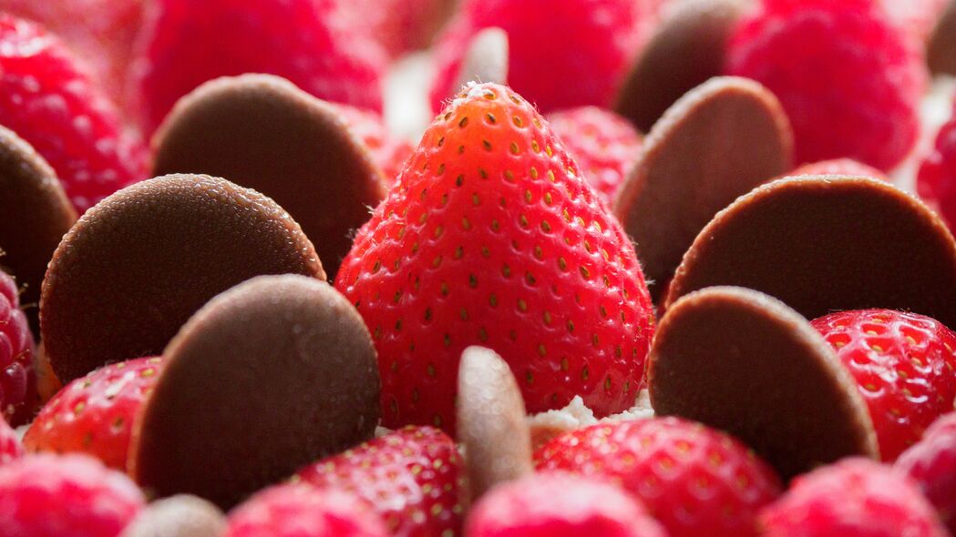 草莓 巧克力 甜点 浆果 红色 4k壁纸 3840x2160