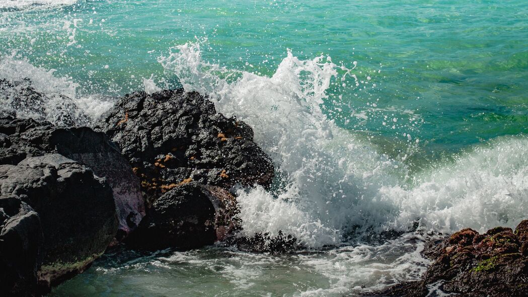 岩石 石头 冲浪 喷雾 海洋 4k壁纸 3840x2160