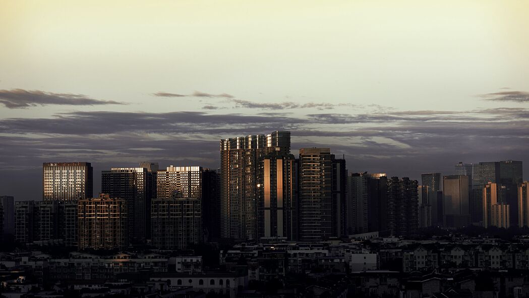 摩天大楼塔楼夜景，绝美4K建筑风光壁纸，3840x2160高清下载