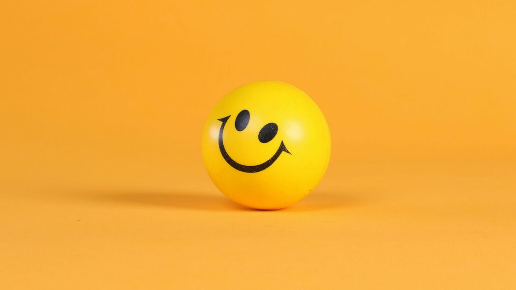 微笑 微笑 球 黄色 4k壁纸 3840x2160