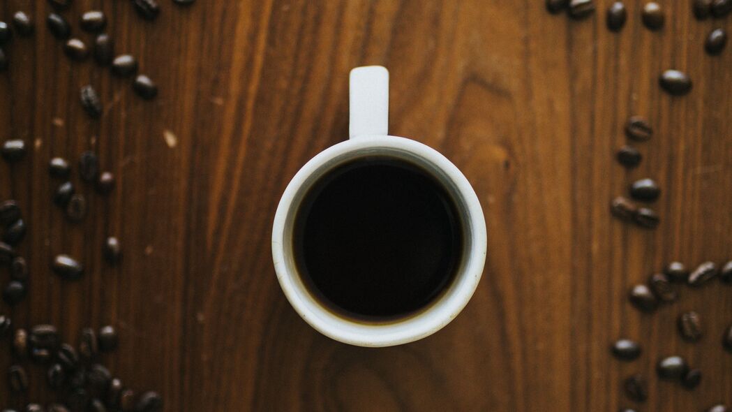 咖啡豆 豆 咖啡 杯子 饮料 表面 4k壁纸 3840x2160
