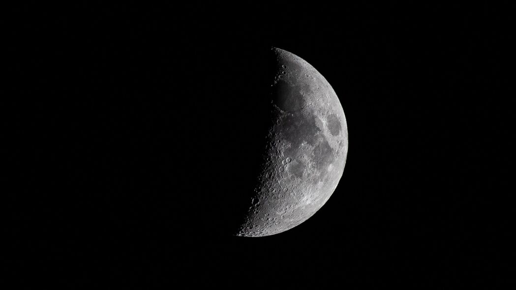 月球 陨石坑 黑色 夜晚 阴影 4k壁纸 3840x2160
