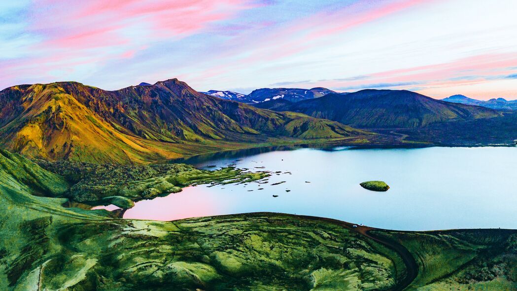 火山口 湖泊 山脉 冰岛 4k壁纸 3840x2160