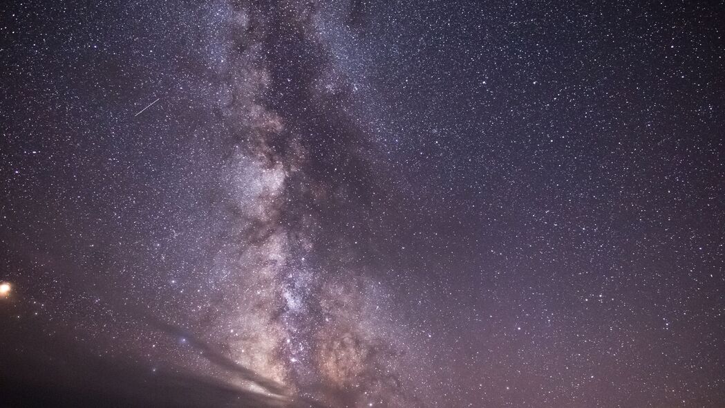 太空银河星空4K超清壁纸，3840x2160高清背景图片，一键下载！