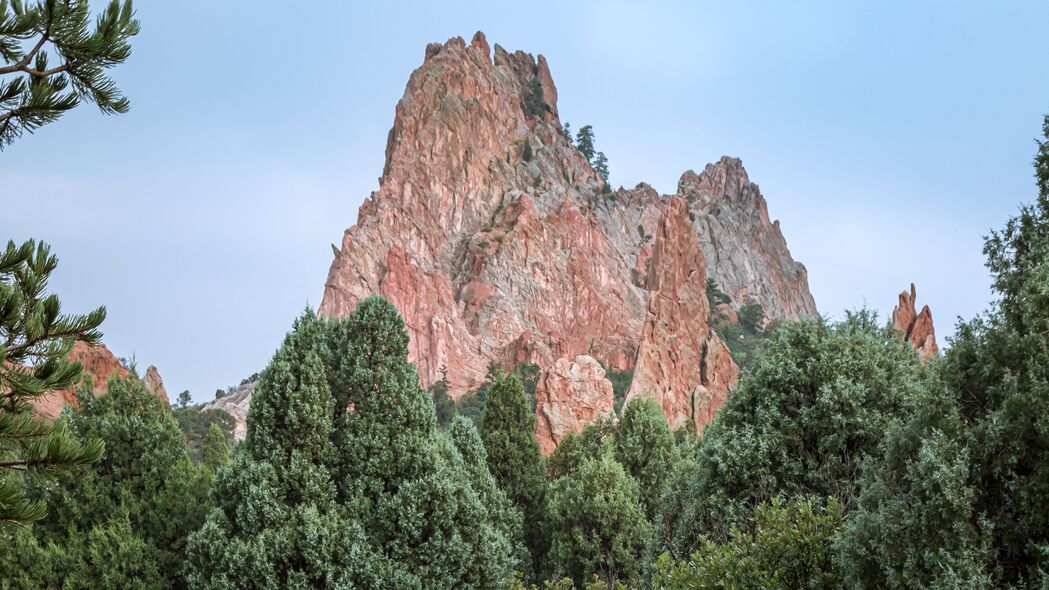 山 树木 石头 自然 风景 4k壁纸 3840x2160