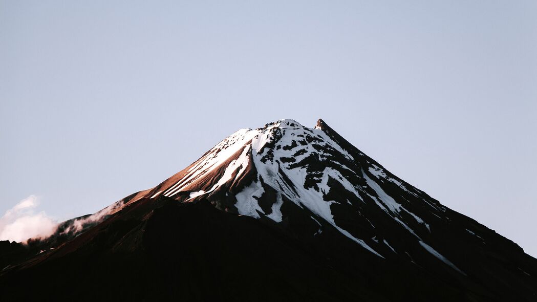 火山 峰 雪 浮雕 4k壁纸 3840x2160