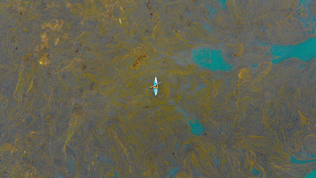 船 孤独 污渍 海藻 4k壁纸 3840x2160
