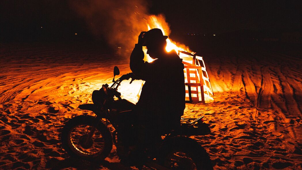 摩托车 摩托车手 剪影 火 火焰 4k壁纸 3840x2160