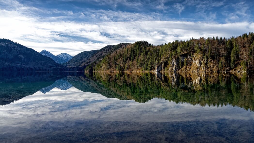 湖 山 水 反射 自然 风景 4k壁纸 3840x2160