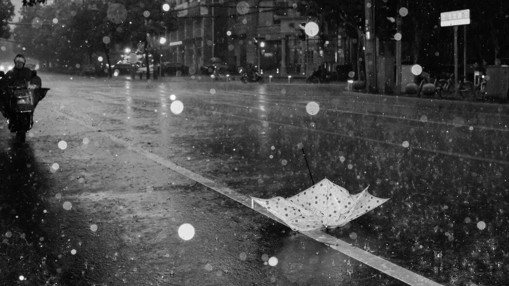 街道 雨 bw 雨伞 沥青 湿 4k壁纸 3840x2160