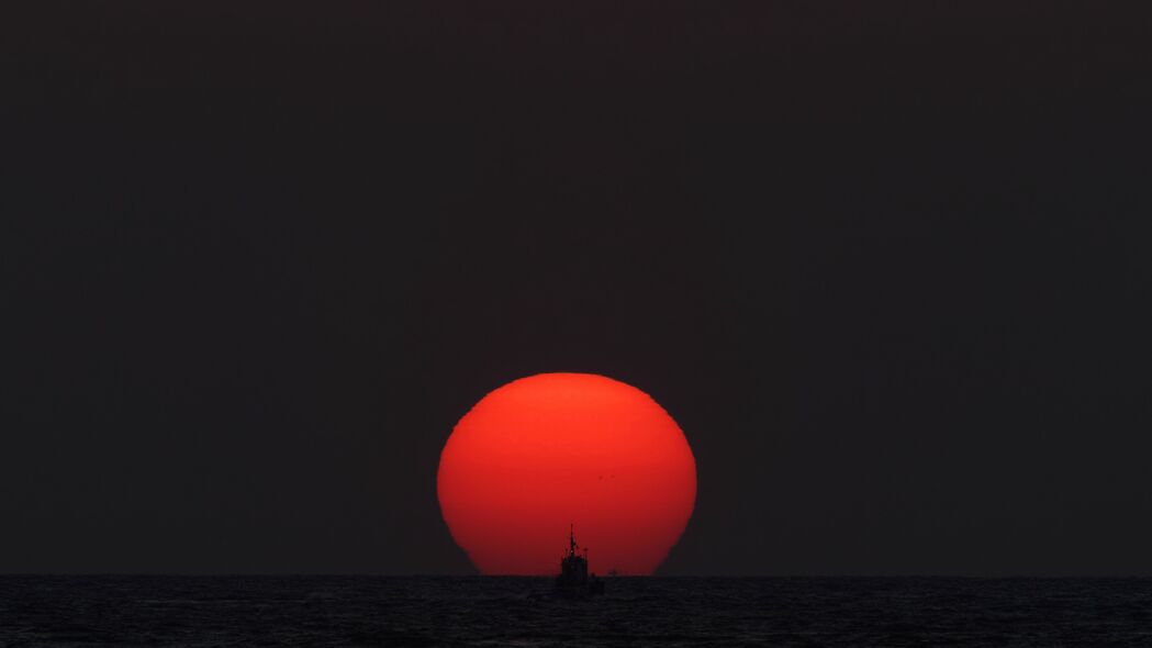 日落 太阳 大海 船 地平线 4k壁纸 3840x2160