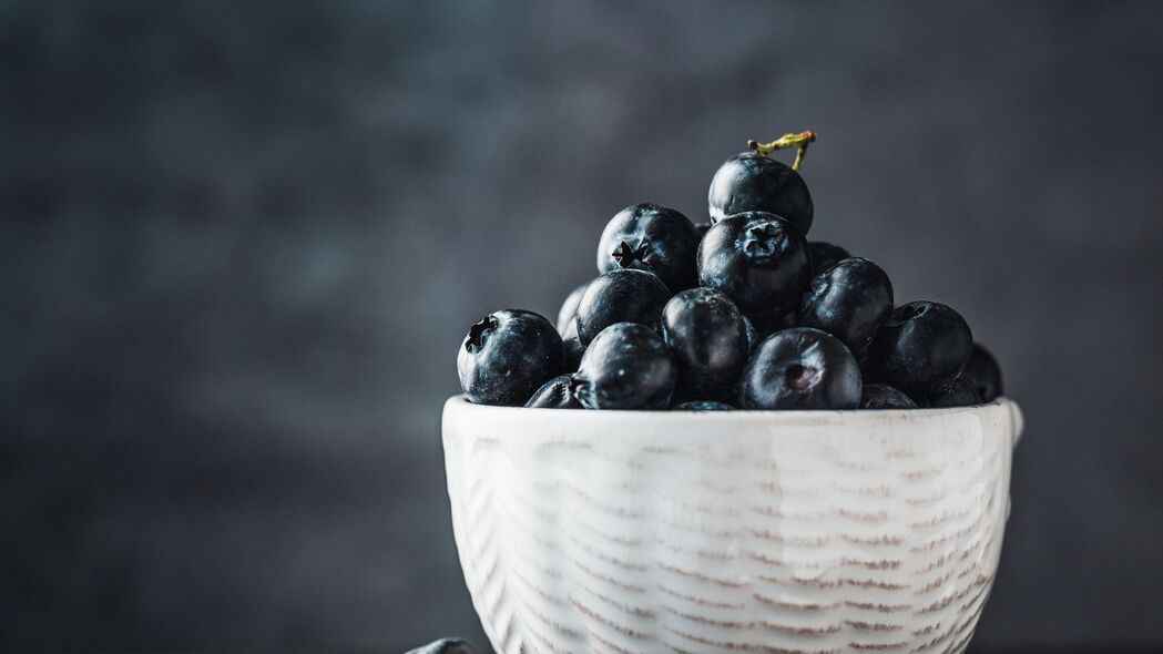 蓝莓 浆果 碗 新鲜 成熟的 4k壁纸 3840x2160