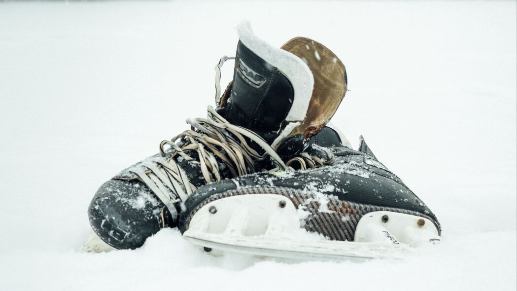 溜冰鞋 雪 降雪 冬季 4k壁纸 3840x2160