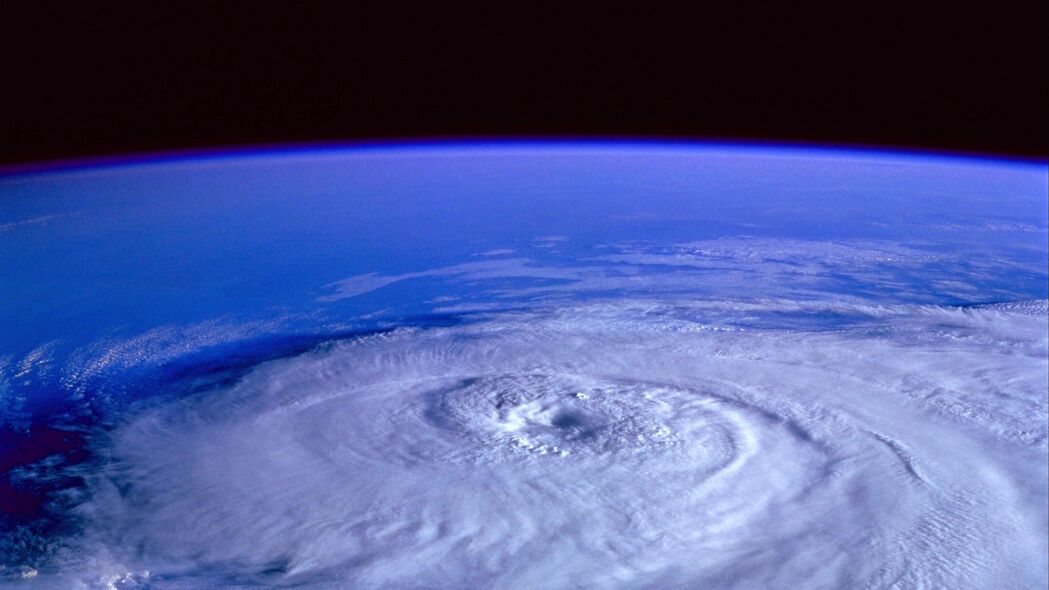 飓风 太空 从太空看 行星 地球 4k壁纸 3840x2160
