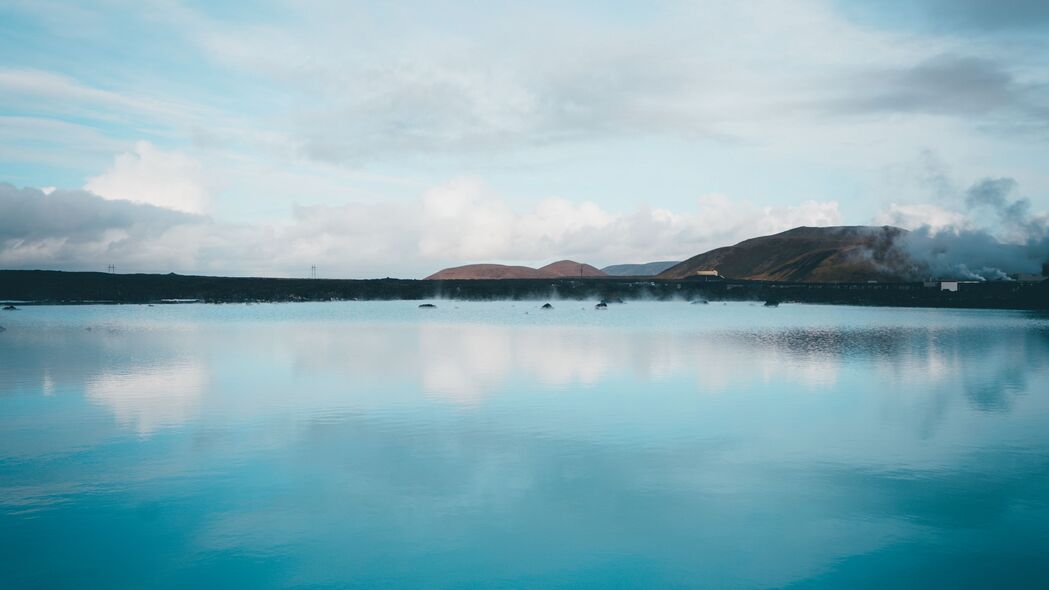 湖 丘陵 冰岛 蓝色 天空 反射 4k壁纸 3840x2160