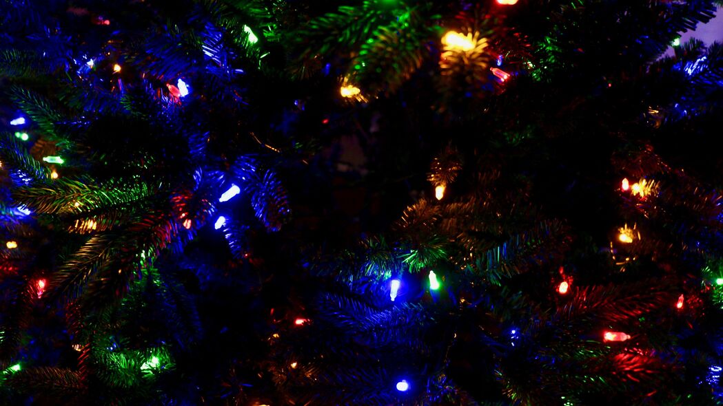 花环 树 圣诞节 新年 装饰 彩色 4k壁纸 3840x2160