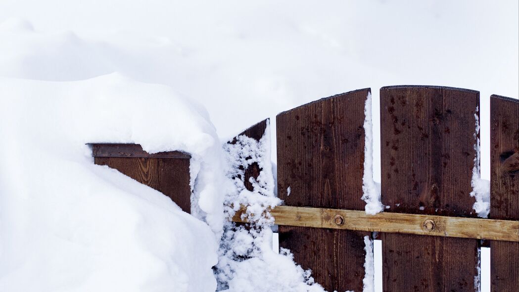 门 雪 冬天 围栏 4k壁纸 3840x2160
