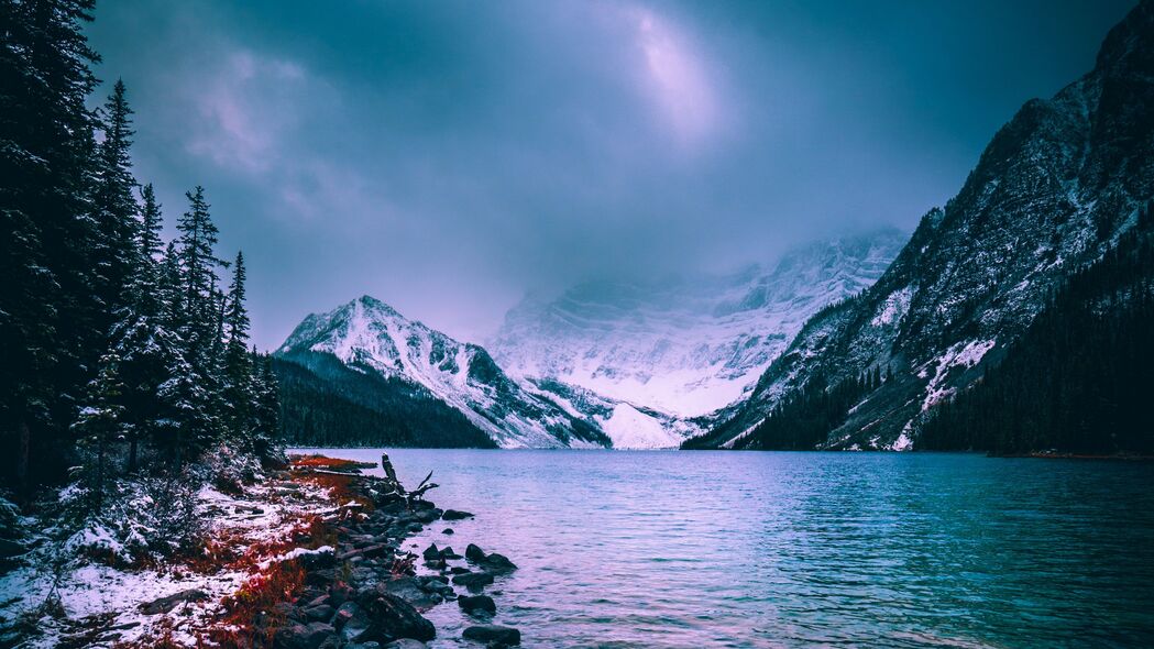 山脉湖泊雾雪之美，切夫伦湖加拿大风光，高清4K壁纸3840x2160下载