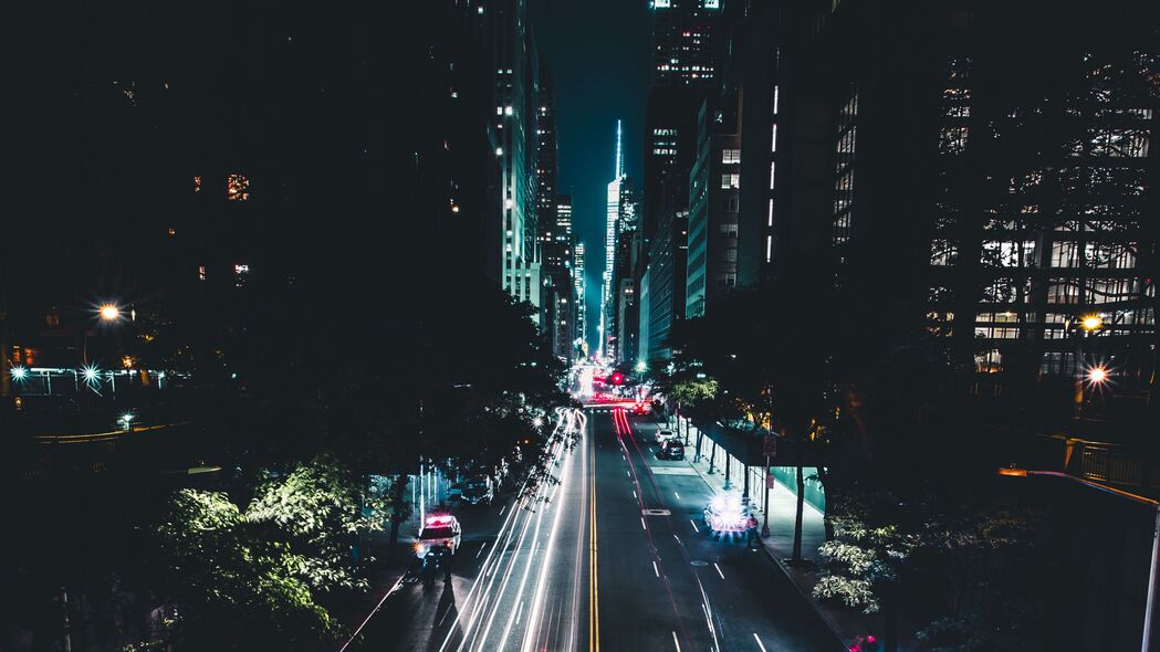 夜城纽约道路交通，汽车标记4K壁纸，高清3840x2160风景图片下载