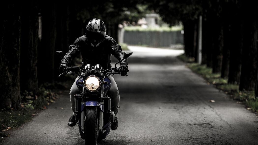 摩托车手 摩托车 摩托车手 头盔 运动 4k壁纸 3840x2160