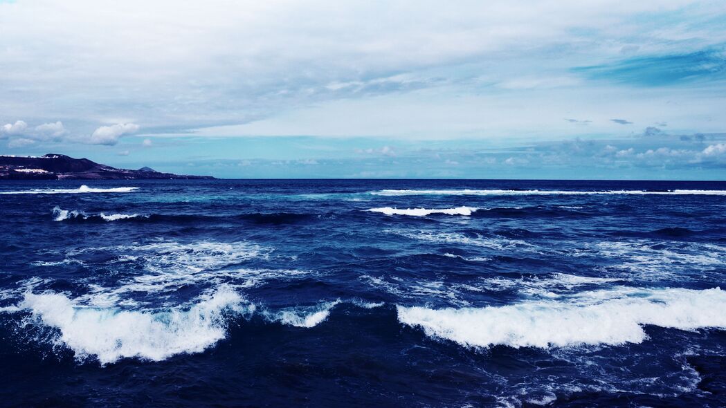 冲浪海浪壮观景，大海地平线4K壁纸，高清3840x2160风景图片下载