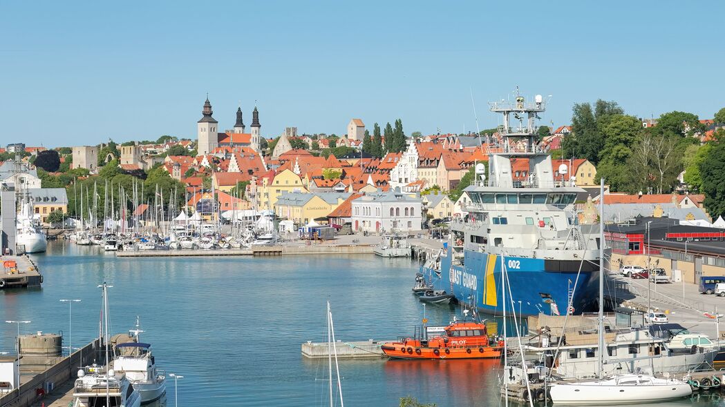 绝美海港风光，瑞典城市海景游艇4K高清壁纸（3840x2160）下载欣赏