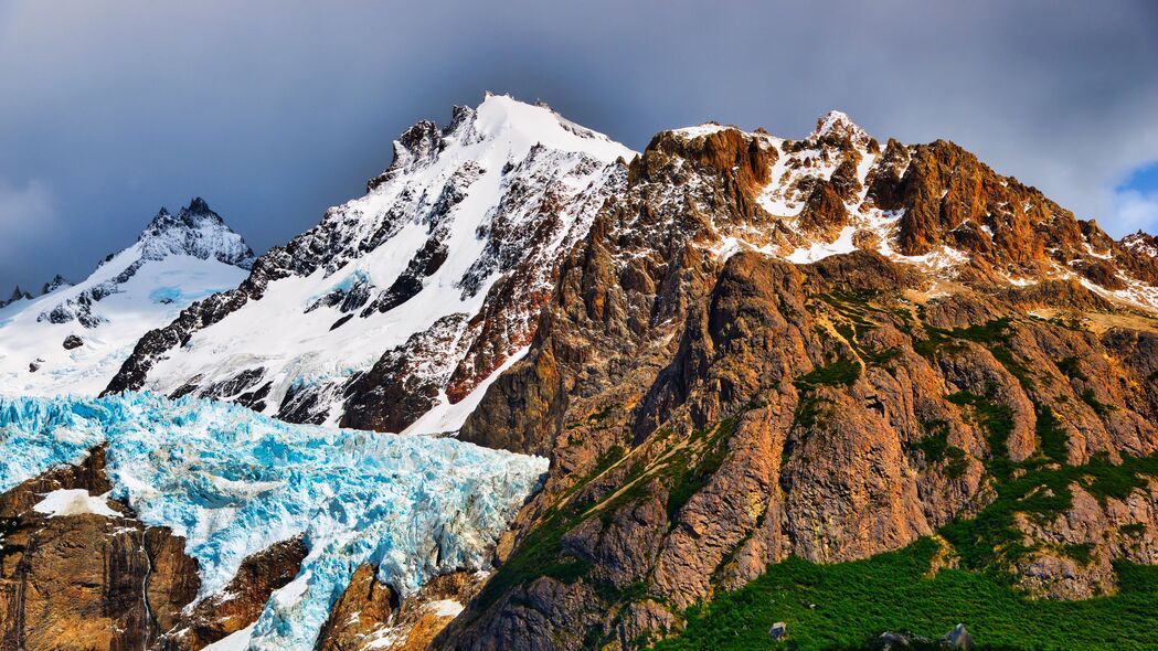 绝美山脉峰景，雪域浮雕，自然之美4K壁纸，高清3840x2160下载