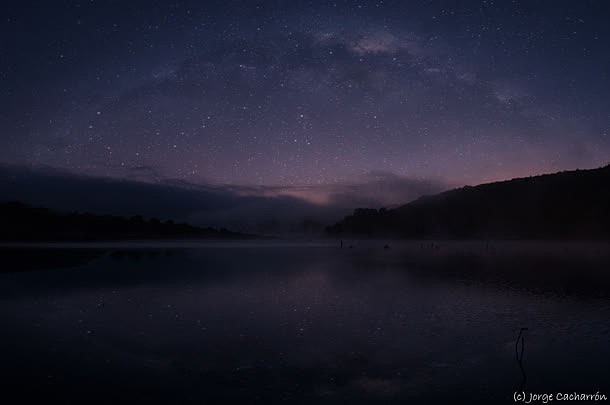 高清黑夜景色壁纸，PNG透明背景，摄影级风景元素，设计素材免费下载