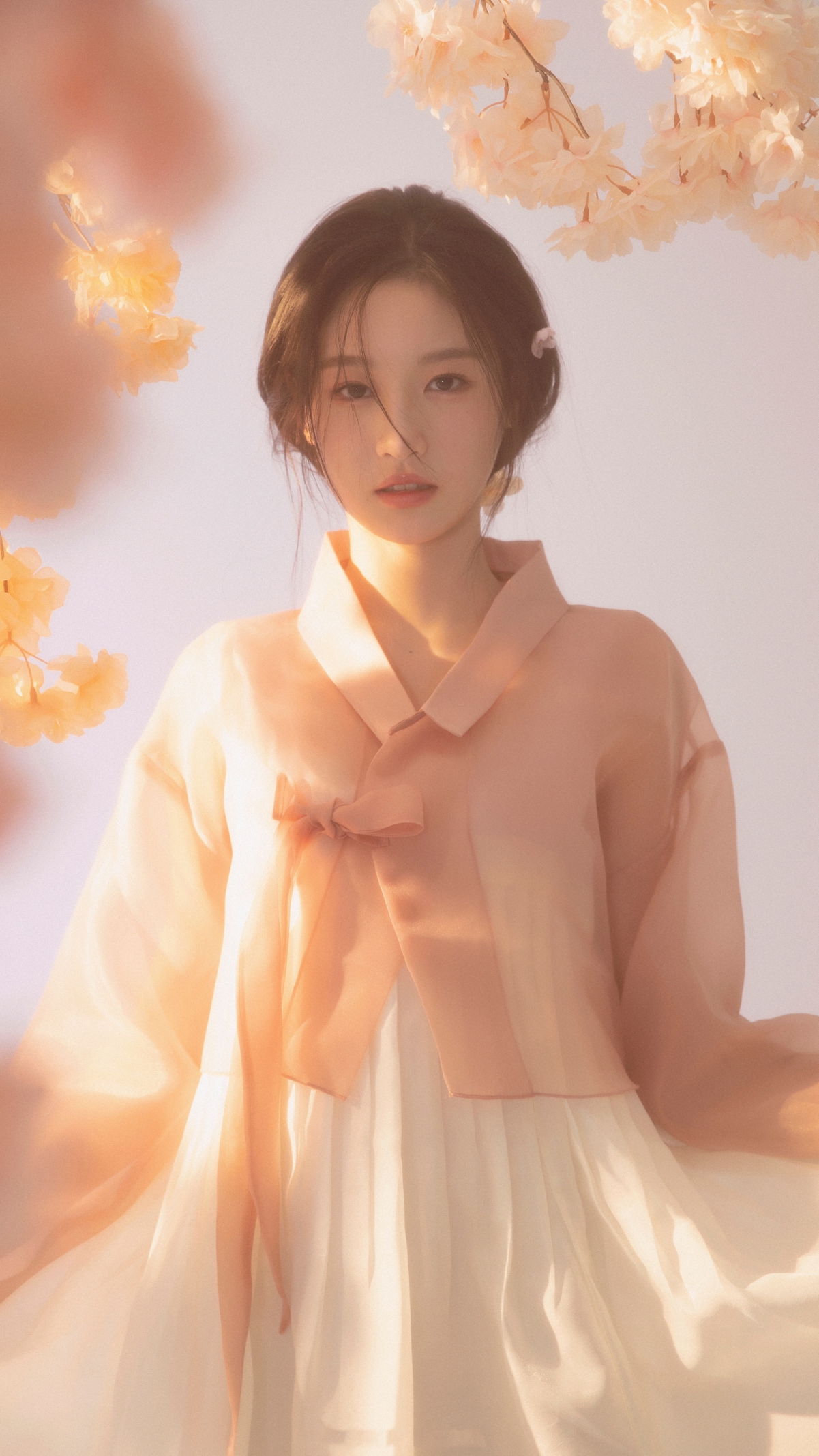 绝美林真Yalan 4K竖屏手机壁纸，高清美女图片，2160x3840分辨率，一键下载