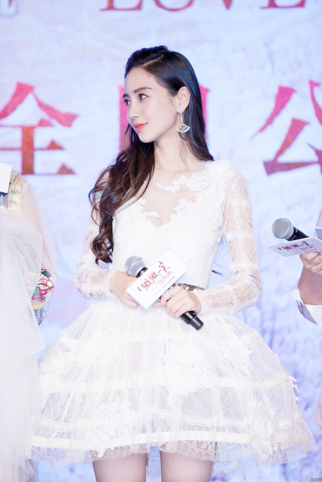 微微一笑很倾城首映，Angelababy 4K高清美图壁纸下载 3516x5257