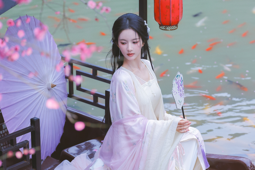 唯美古风美女刘些宁高清壁纸，3000x2000分辨率，适配平板笔记本等设备下载