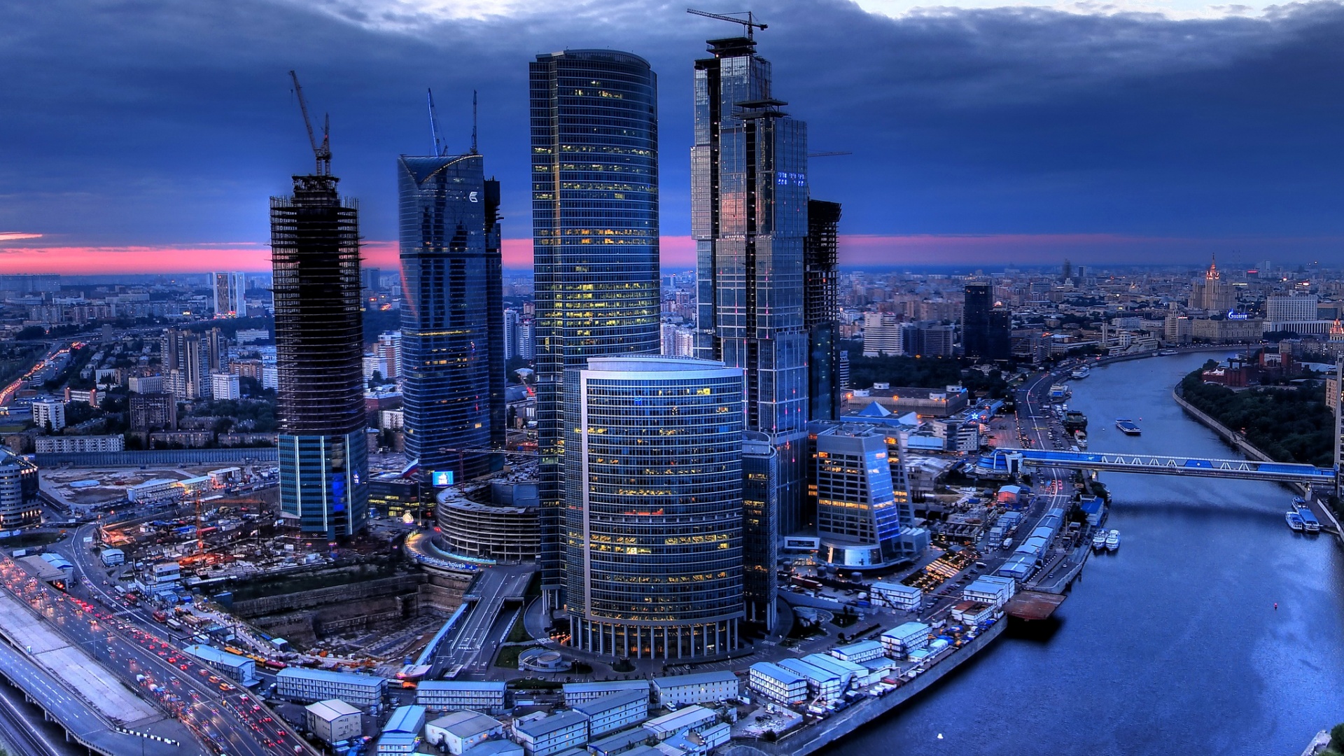 摩天大楼 莫斯科河风景图片