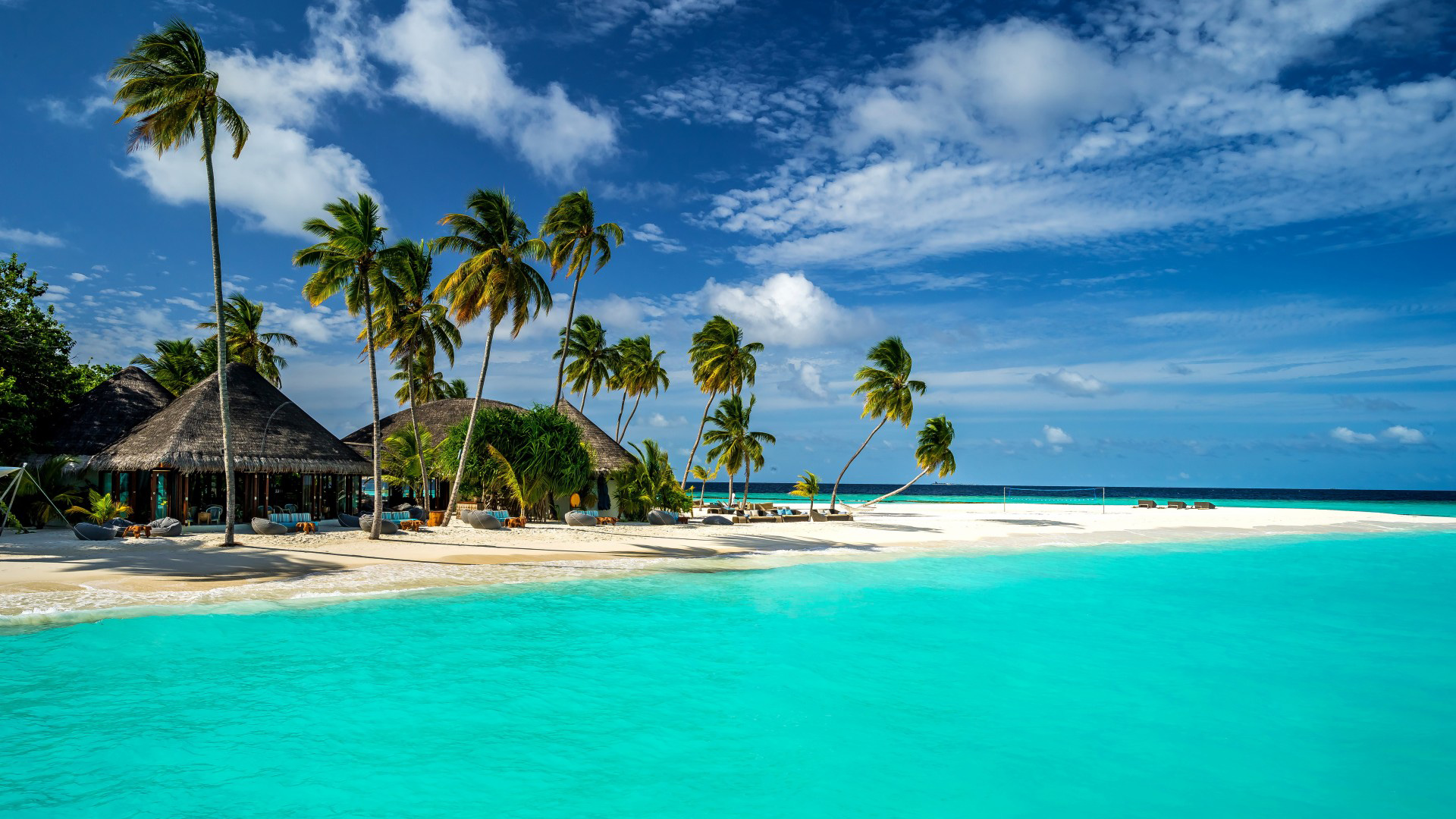 马尔代夫，热带，海洋，海滩，树，房子，天空，云，美丽的风景桌面壁纸