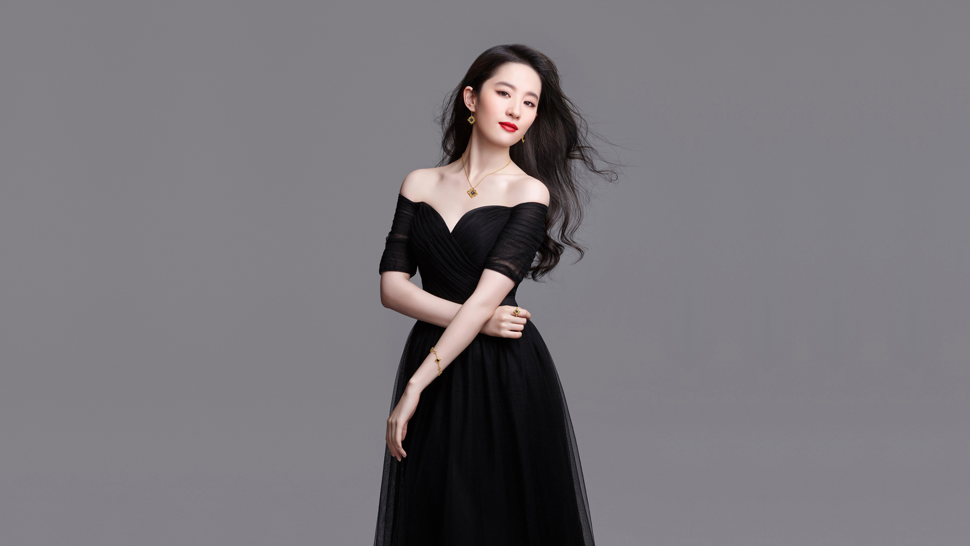 刘亦菲黑色裙子桌面壁纸