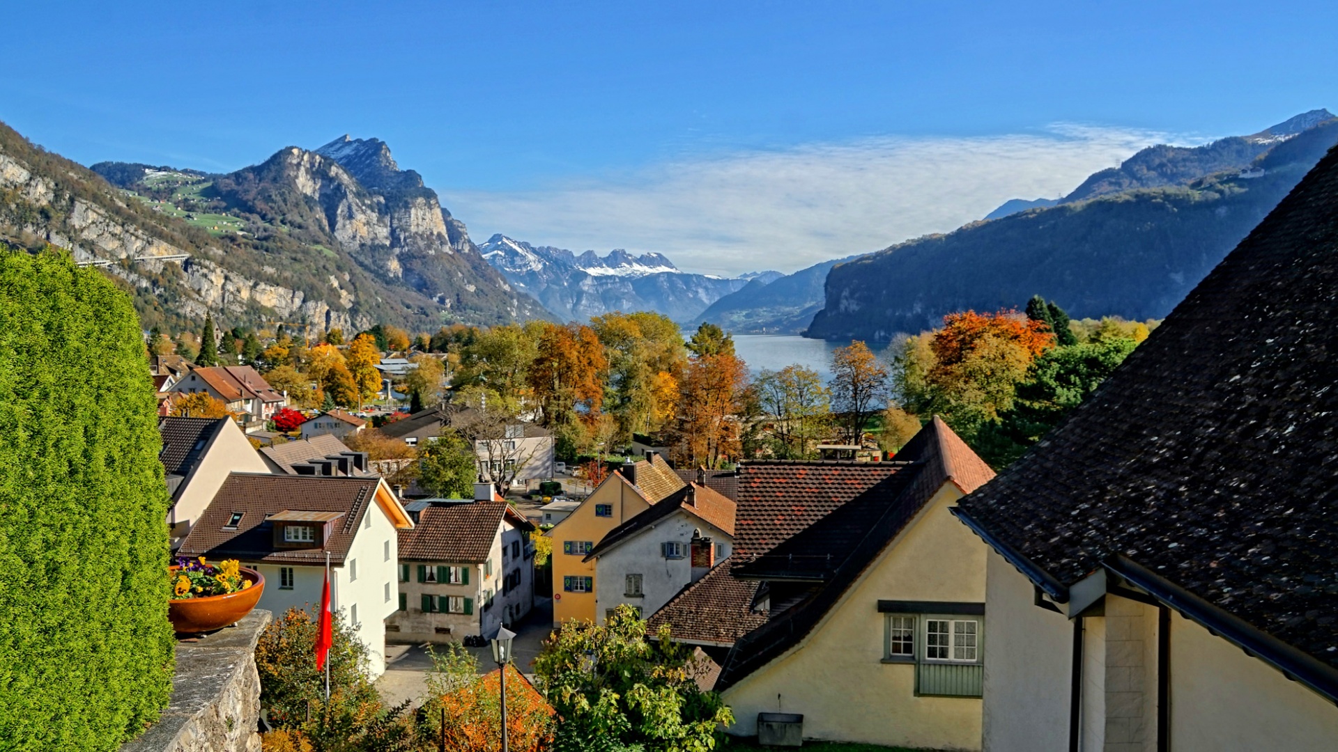 瑞士山风景,房子,湖,天空,秋天风景桌面壁纸