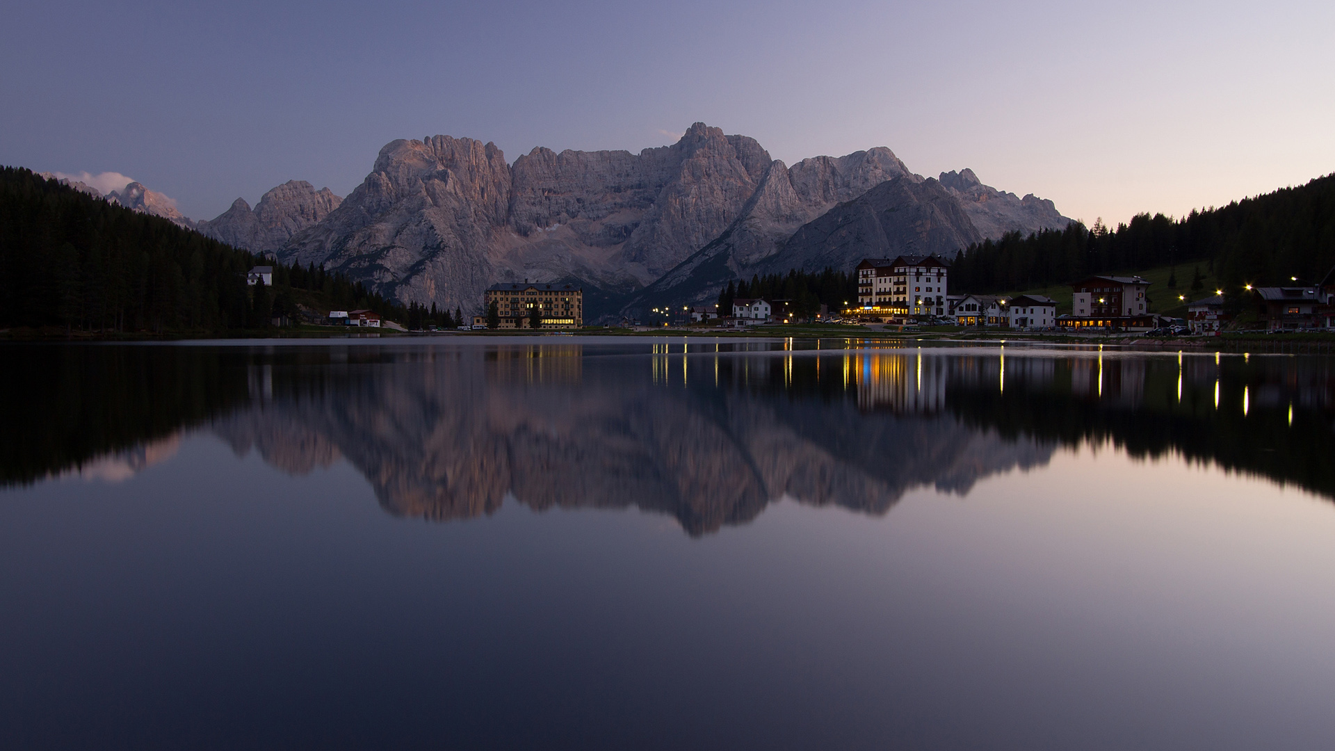 阿尔卑斯山风景图片,湖,天空,傍晚,度假村,宽屏桌面壁纸