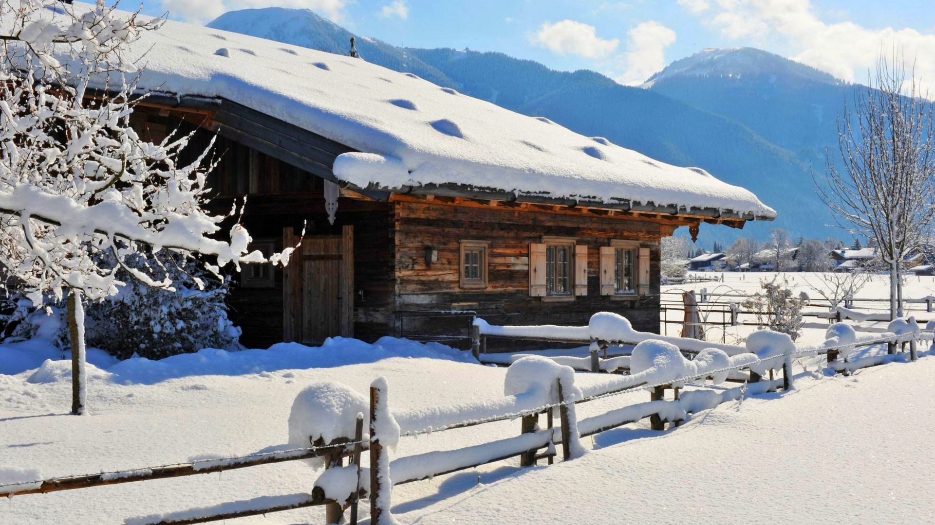 冬天,积雪,房子,栅栏,山,风景,桌面壁纸