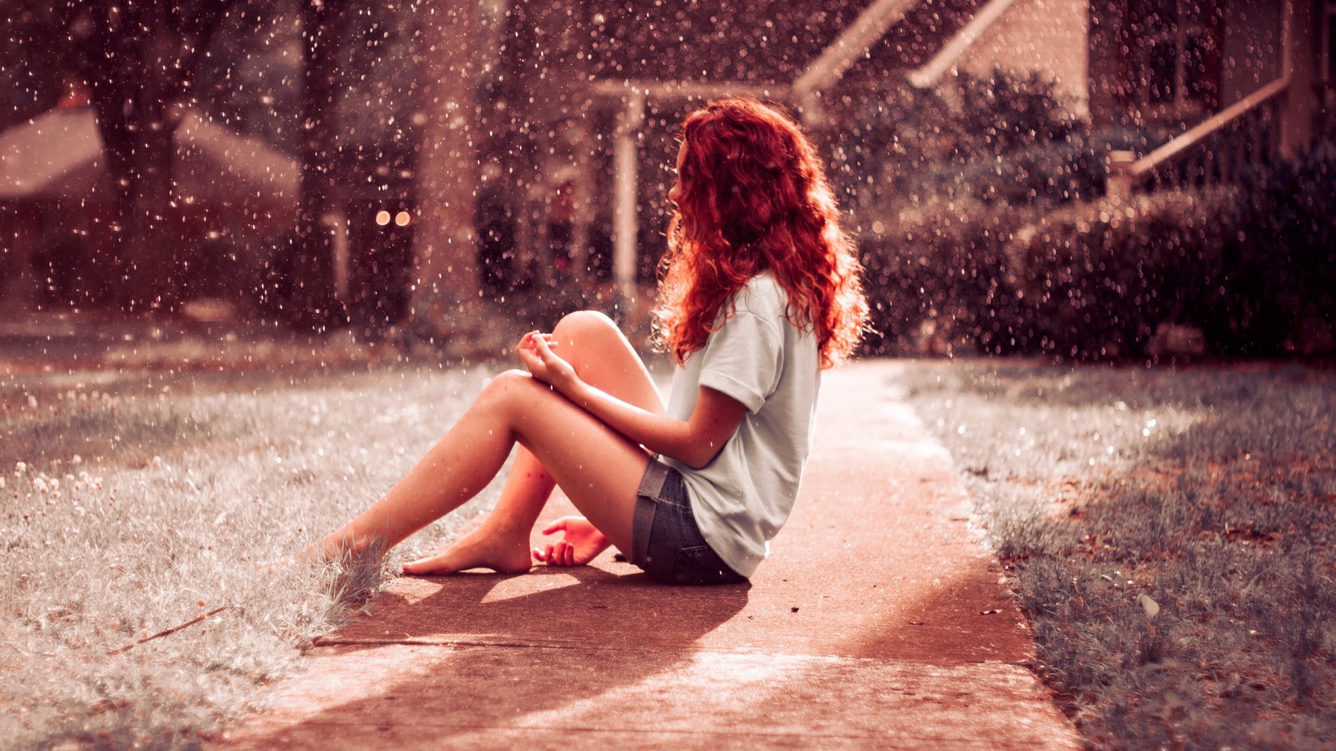 降雨,红色头发女孩,唯美桌面壁纸