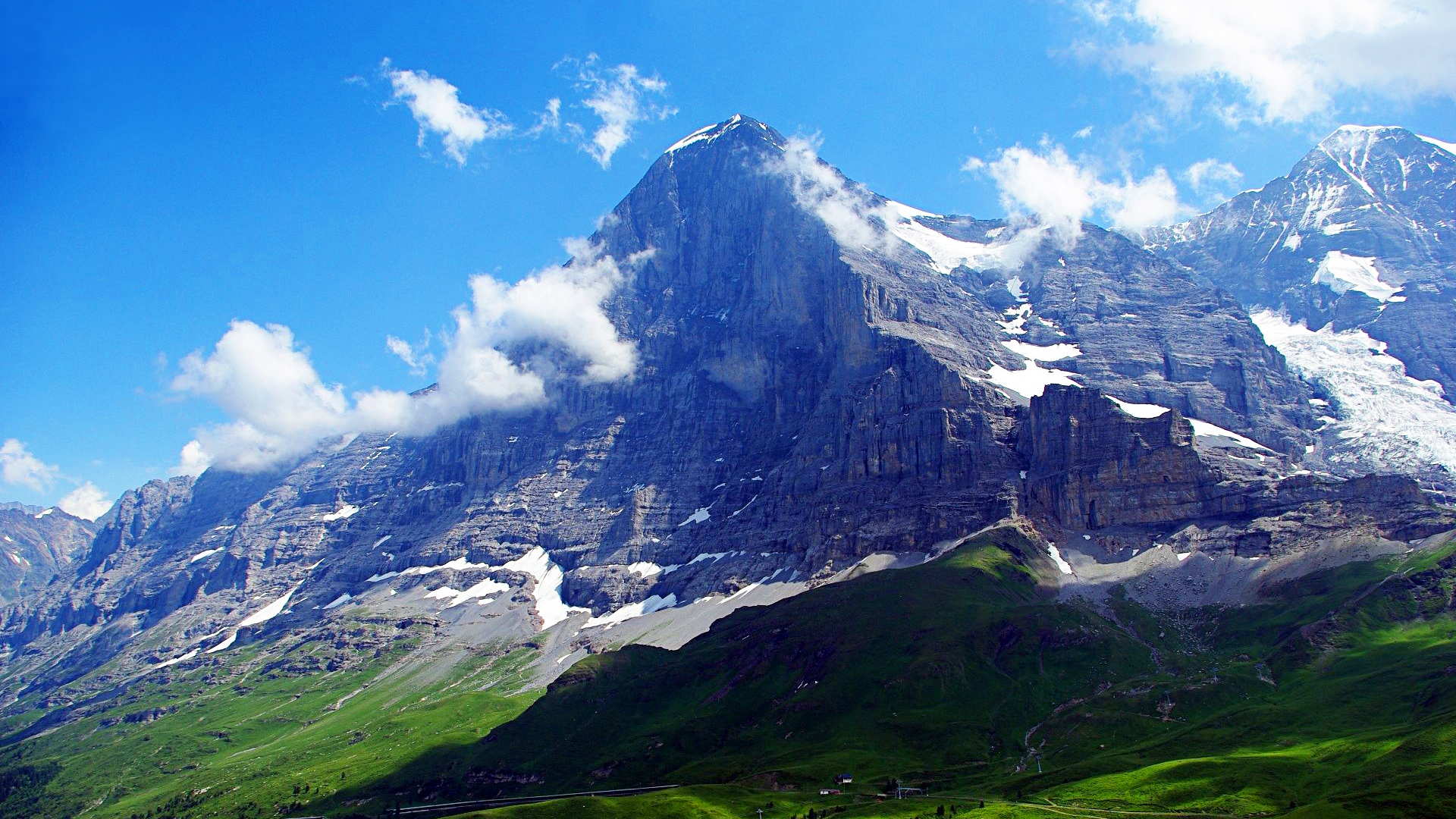 瑞士阿尔卑斯山艾格峰风景桌面壁纸