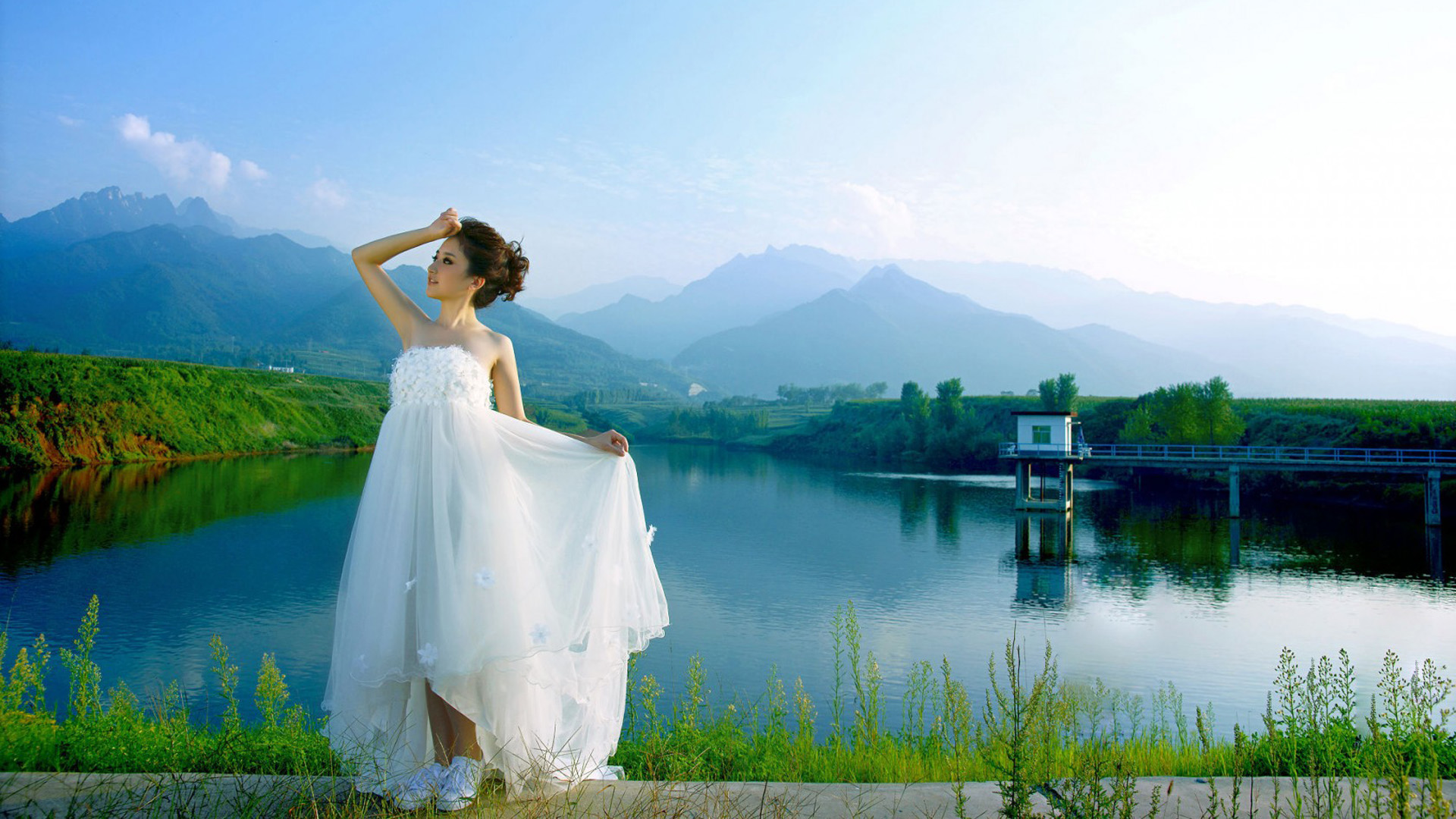 自然山水风景,白色纱礼服,婚纱美女壁纸