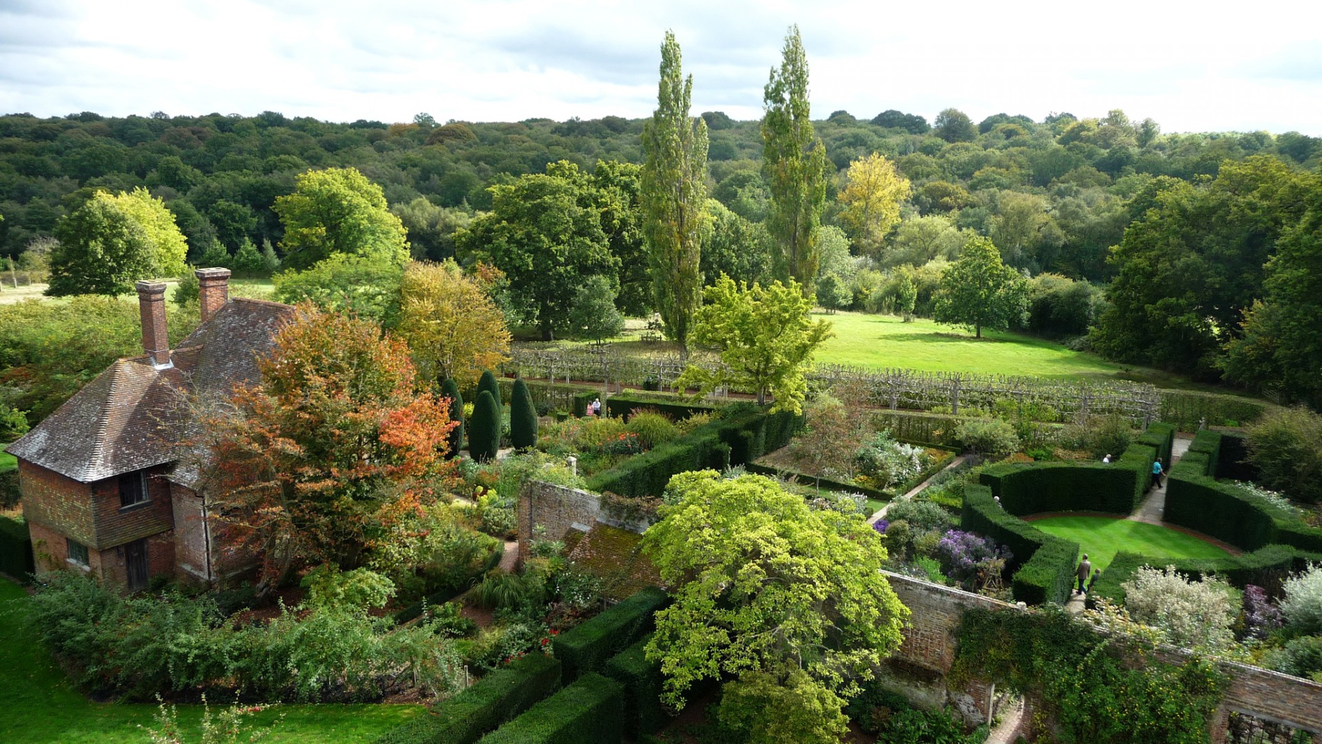 英格兰，西辛赫斯特城堡花园，公园，房子，花园，风景桌面壁纸