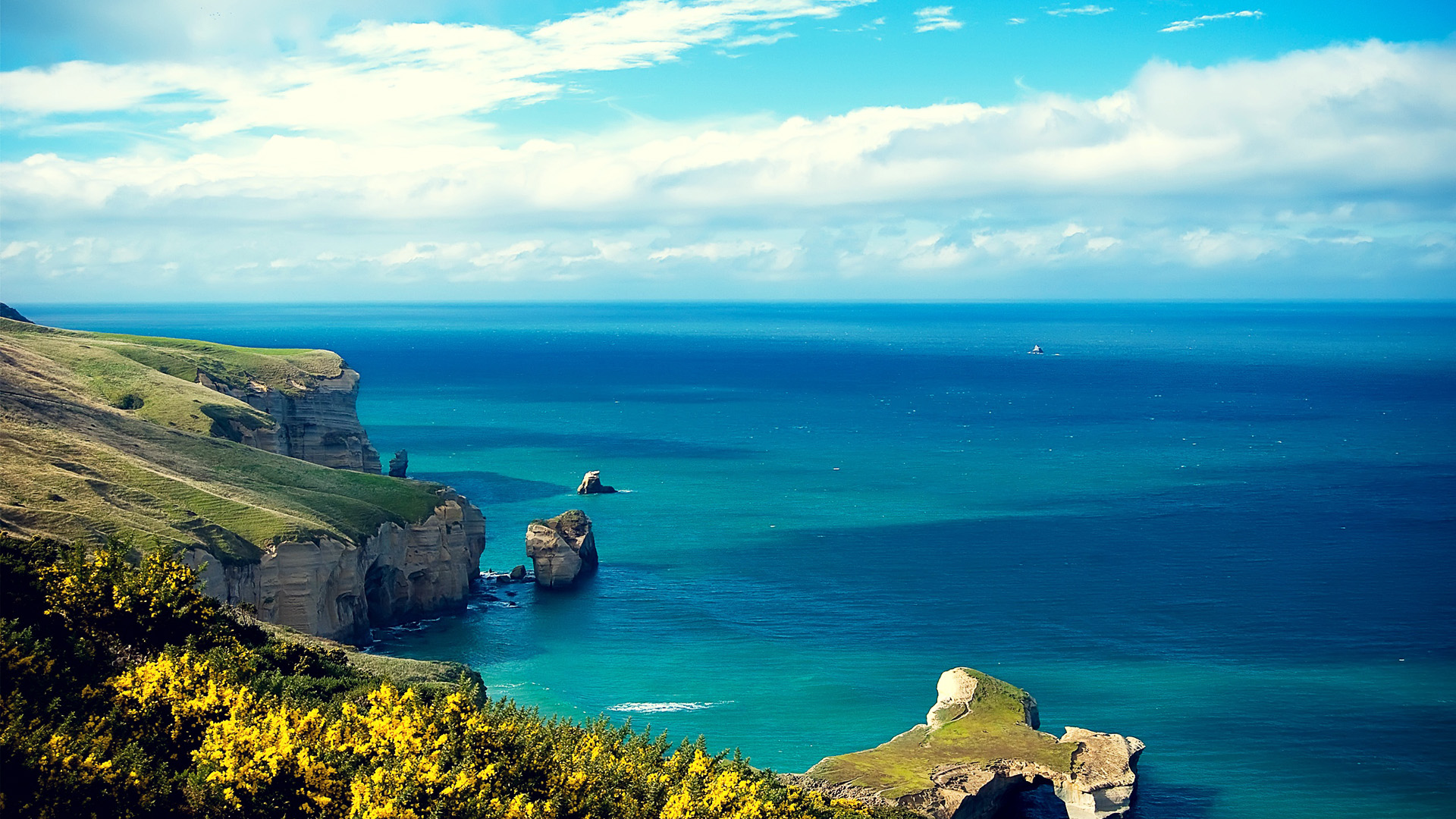 沿海，悬崖，蓝色大海风光，天空风景桌面壁纸