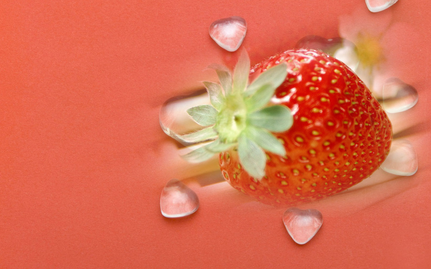恋爱中的草莓壁纸