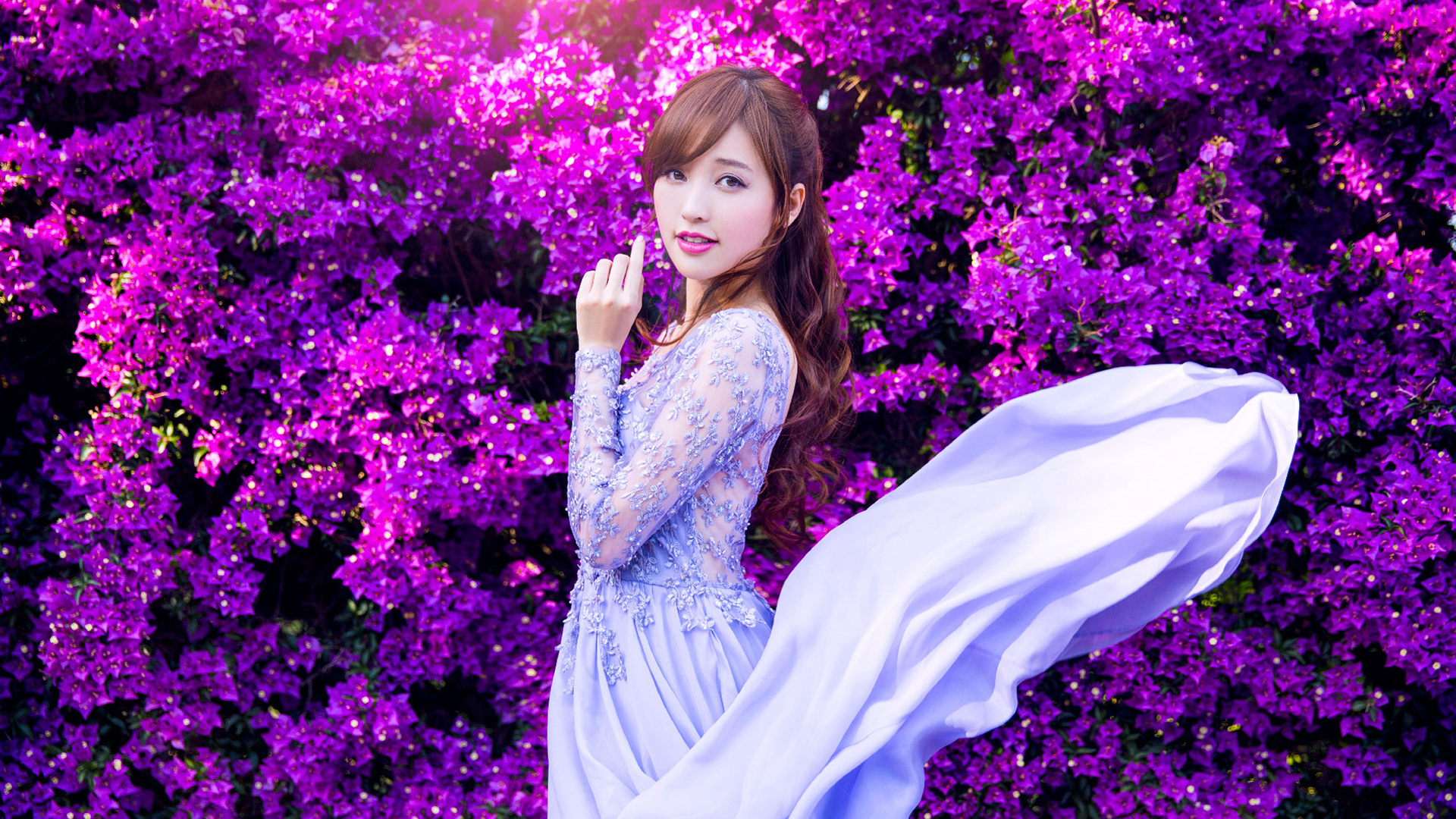 金莎,美女写真,紫色花海,金莎高清桌面壁纸