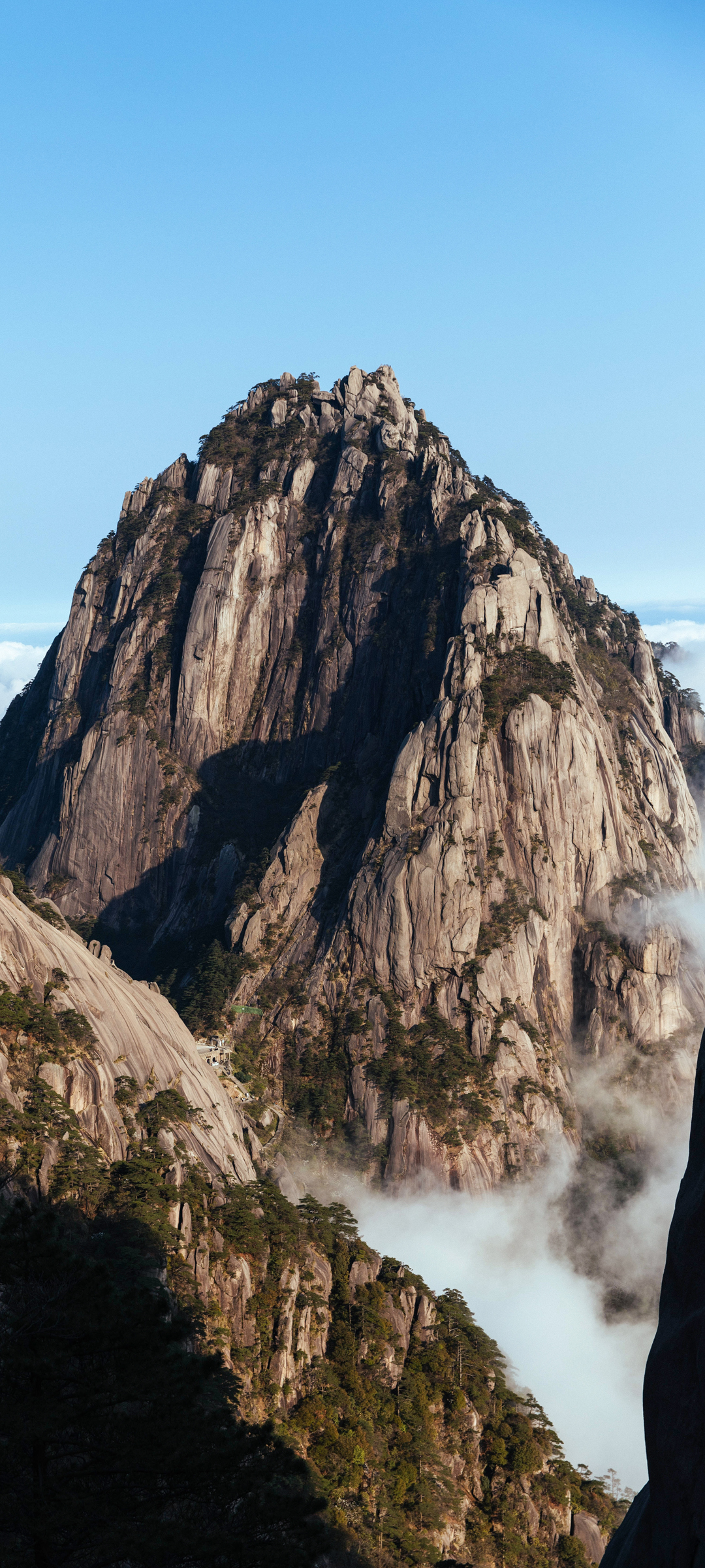 石头山与苍穹美景，绝美手机壁纸免费下载