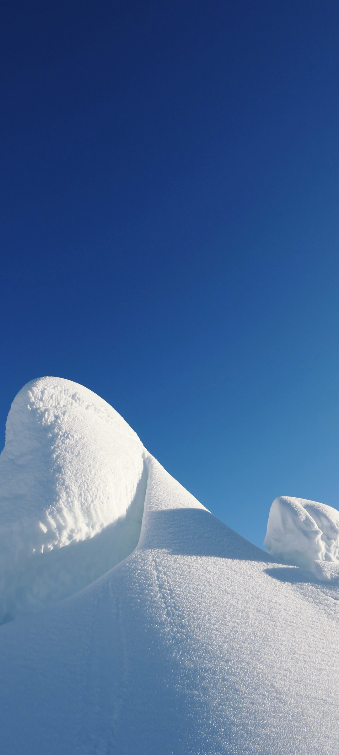 冬日雪景，大雪纷飞的天际美景，手机壁纸精选，免费下载高清风景图片