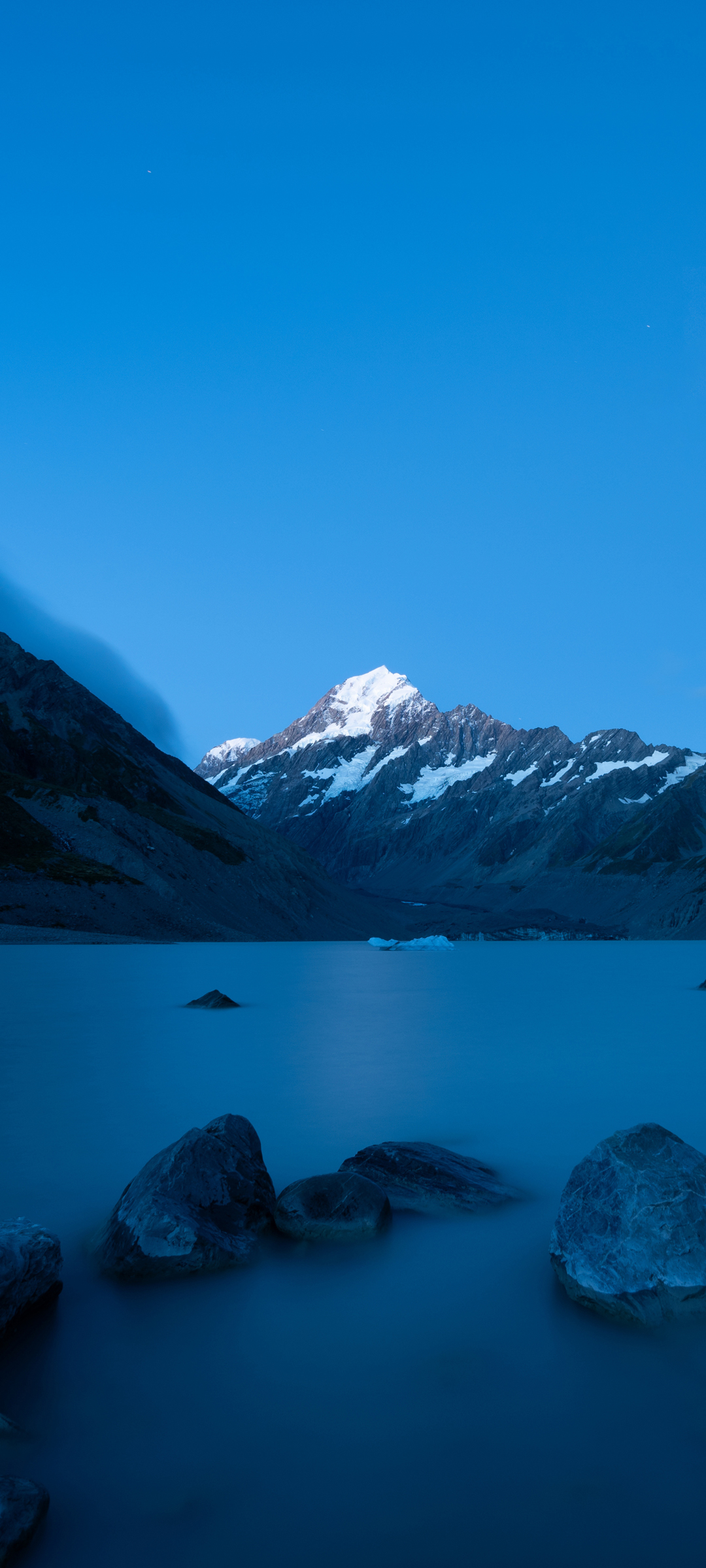 雪山高峰与湖光山色，免费手机风景壁纸下载