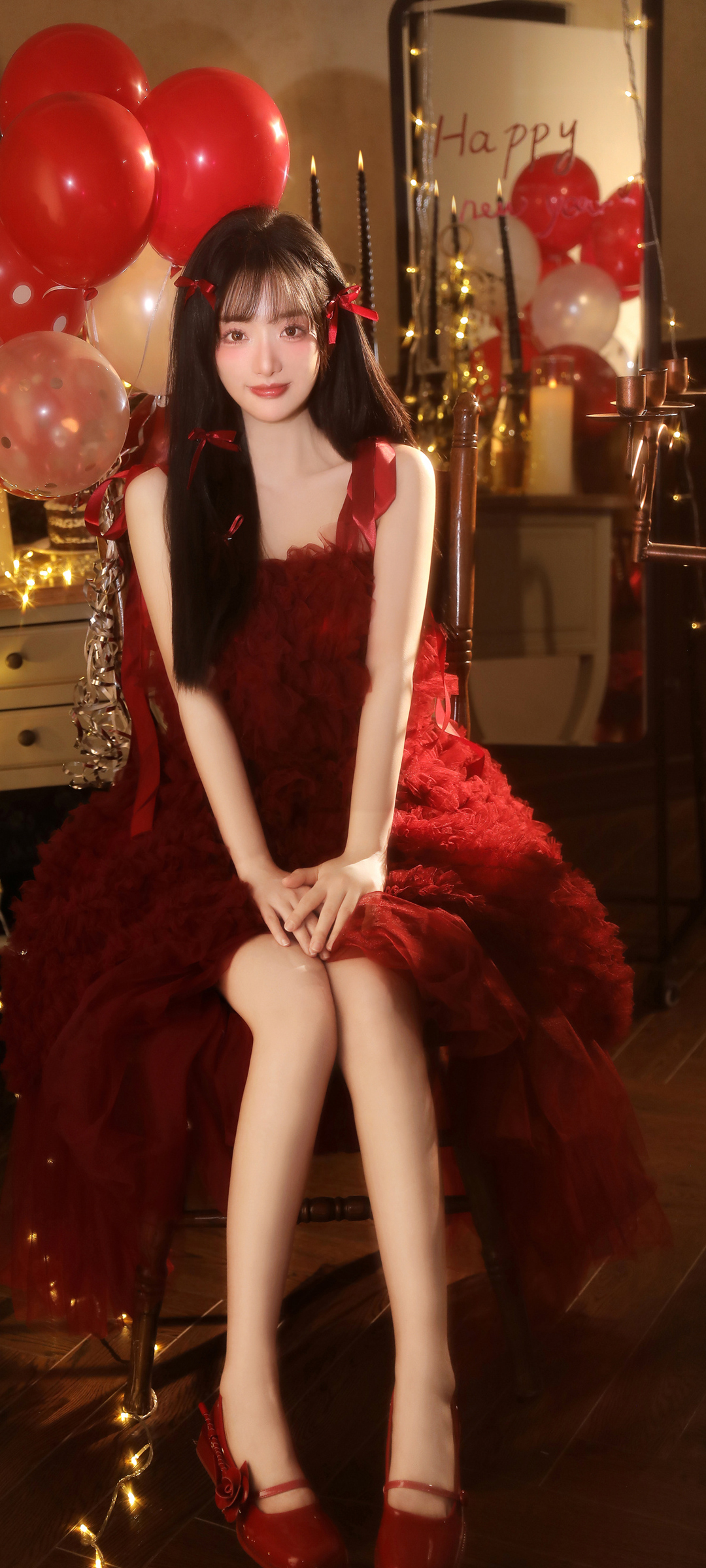 新年红色裙子可爱公主美女手机壁纸